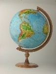 Globus 320 fizyczny niepodświetlany drewniana niska stopka (w kartonie)