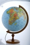 Globus 320 polityczno-fizyczny podświetlany dekoracyjny stopka drewno (w kartonie)