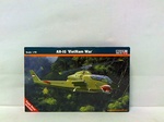 Model do sklejania AH-1G"Vietnam War"
