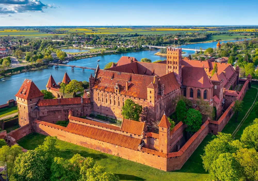 Puzzle 500 elem.  View of the Malbork Castle